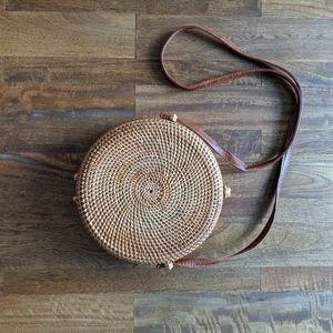 Straw Round Bag